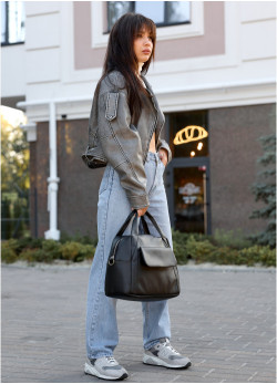  Жіноча спортивна сумка Sambag Vogue BKT  чорна