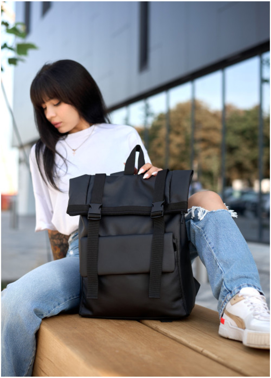 Рюкзак ролл Sambag жіночий RollTop Milton чорний з клапаном