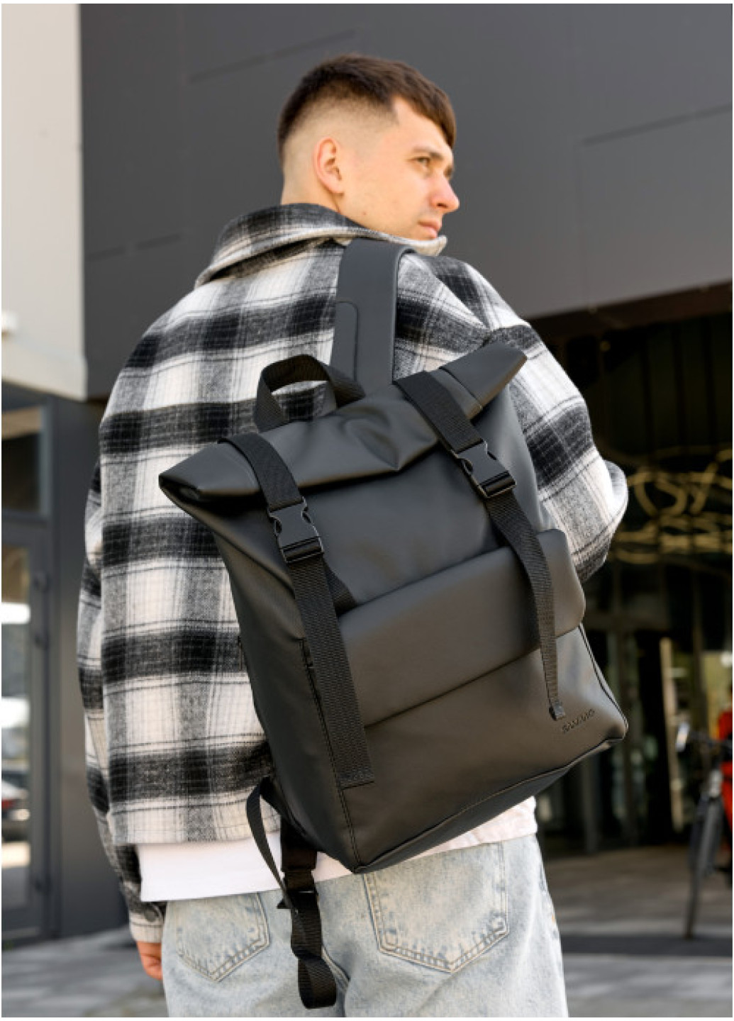 Чоловічий рюкзак ролл Sambag RollTop Milton чорний з клапаном