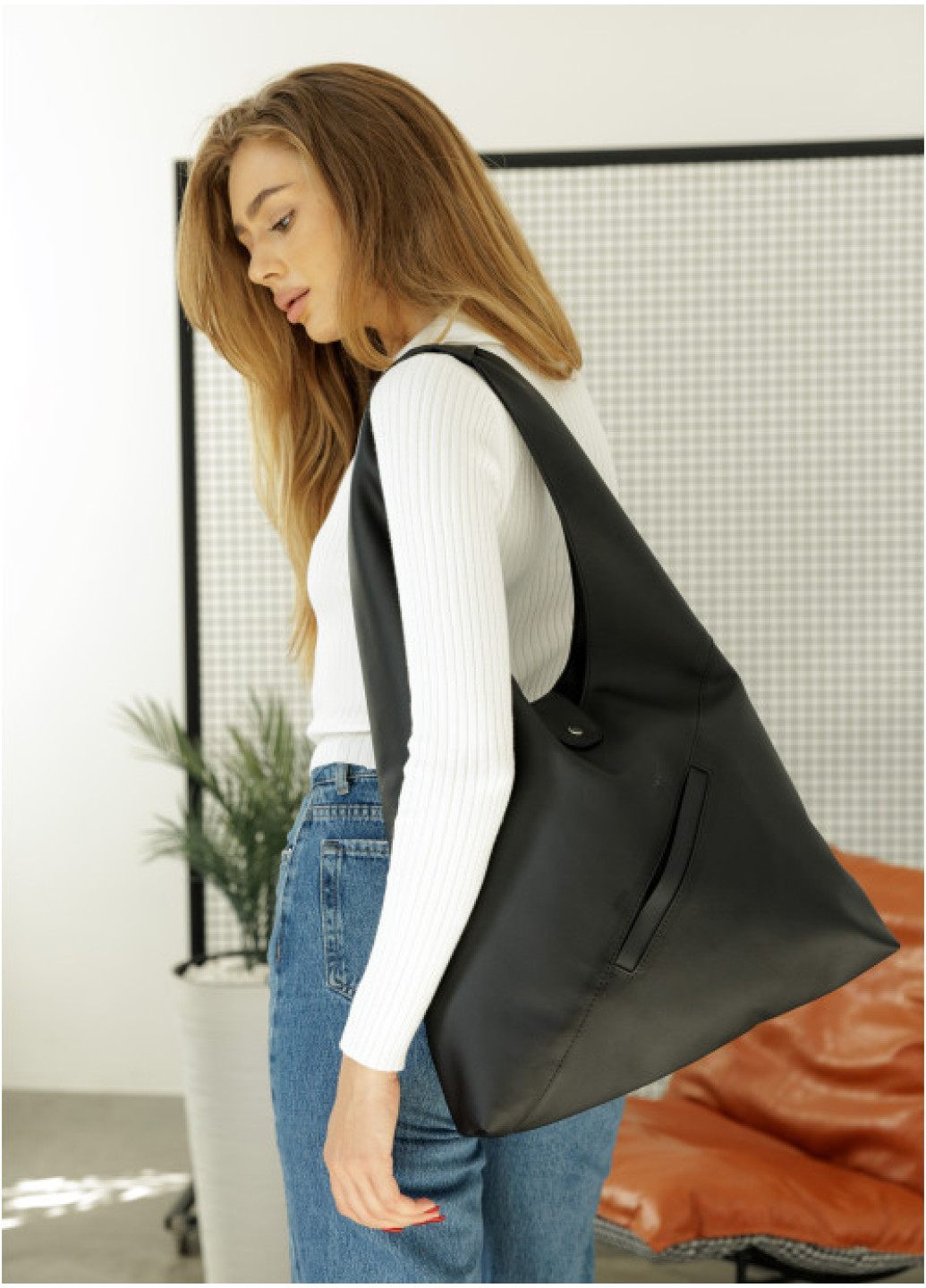 Жіноча сумка Sambag HOBO M чорна