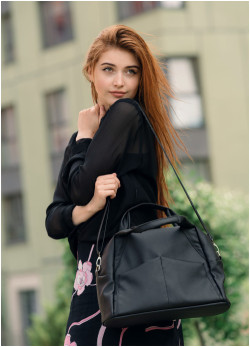  Жіноча спортивна сумка Sambag Vogue ZT чорна
