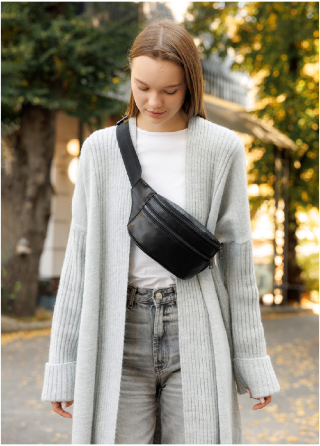 Жіноча умка на пояс бананка шкіряна Sambag Tirso  BTT чорнa зі шкіряним ремнем 
