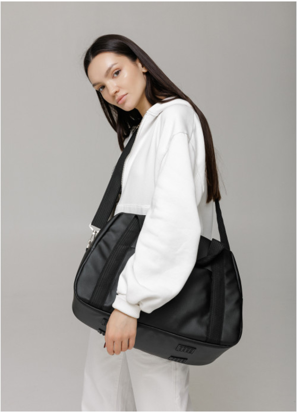 Спортивна жіноча сумка Sambag Vogue LQH чорна
