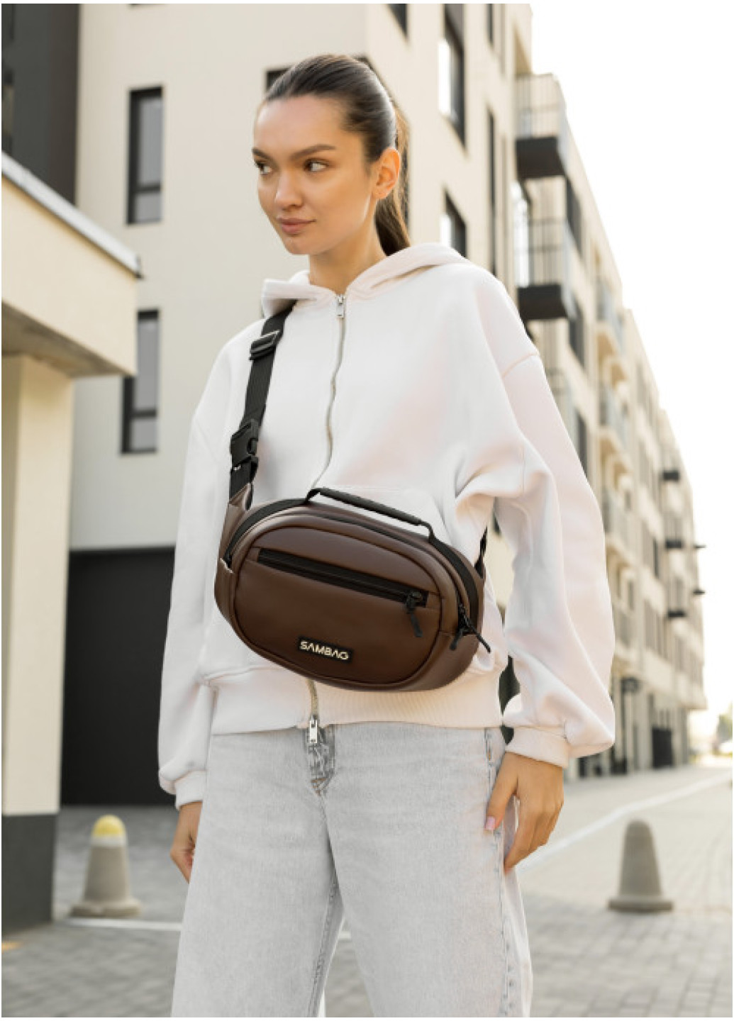 Сумка через плече жіноча бананка Sambag Flex шоколад