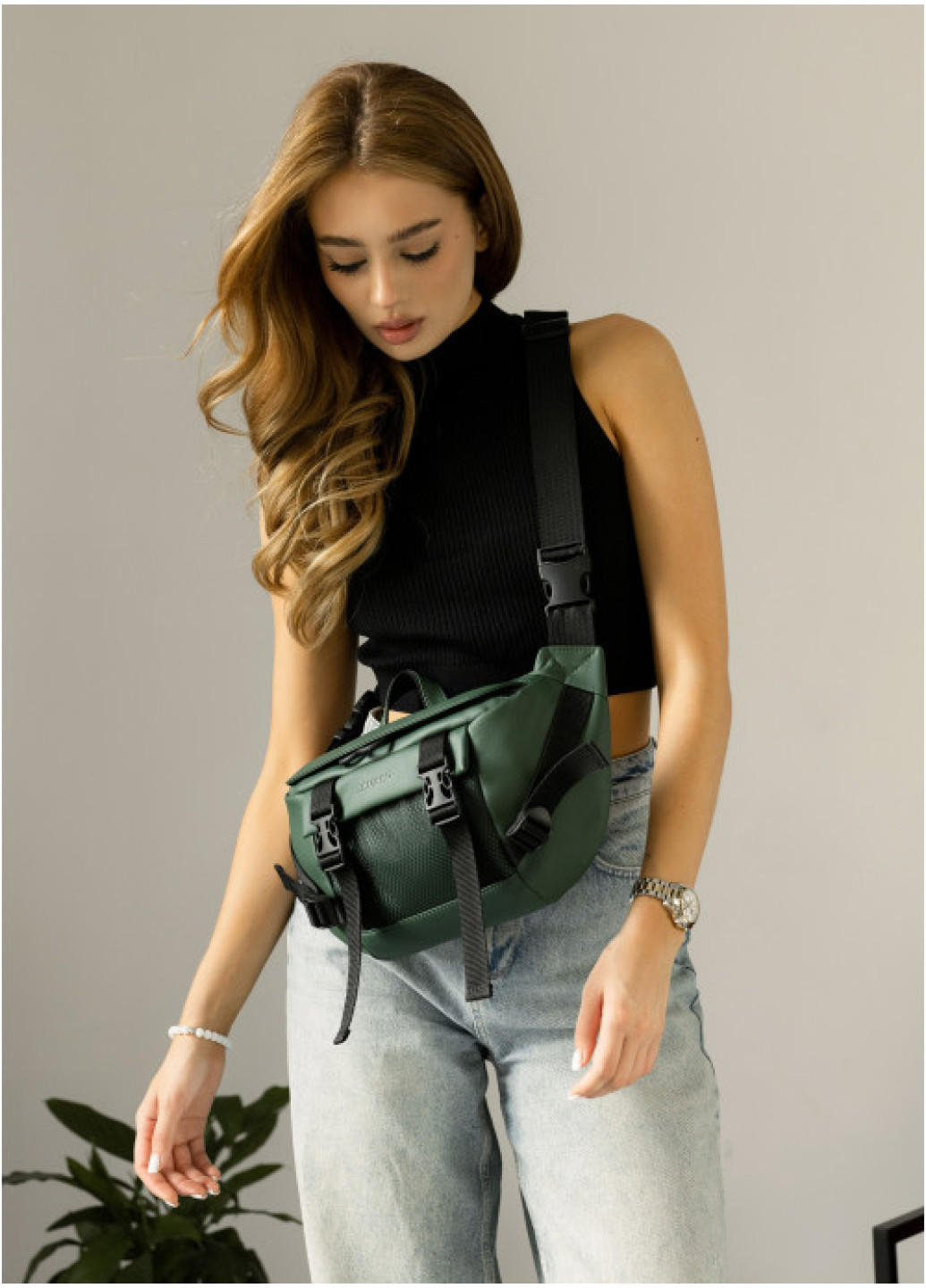 Велика жіноча поясна сумка бананка Sambag DynamicDart зелена