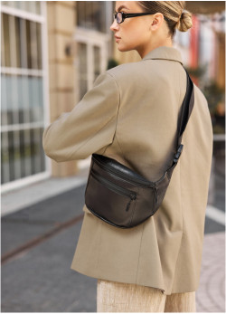 Велика жіноча шкіряна сумка на пояс бананка Sambag Tirso Max чорна