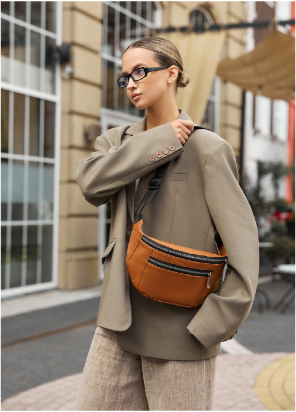 Велика жіноча шкіряна сумка на пояс бананка Sambag Tirso Max руда