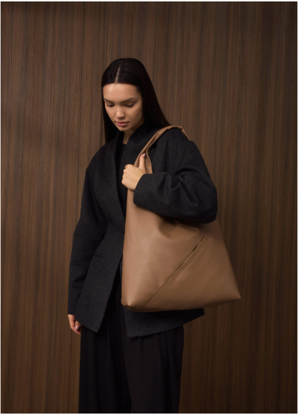 Жіноча сумка Sambag HOBO M кавовий